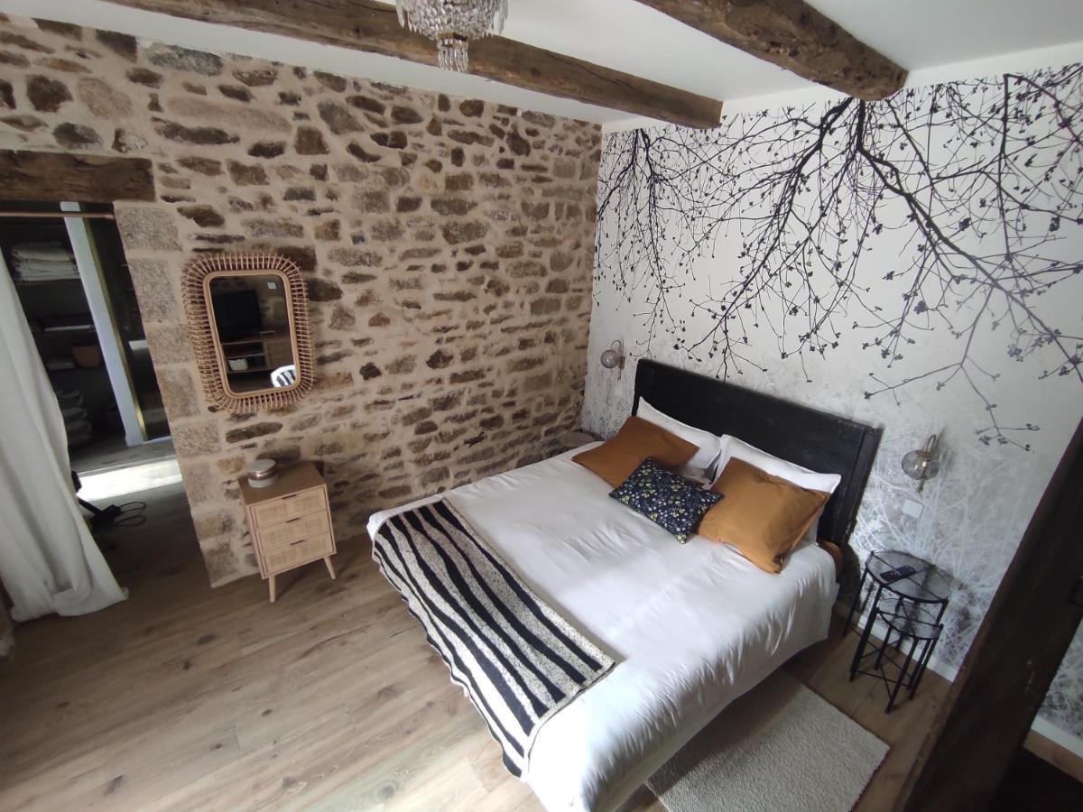 La Ville Es Riez Chambre D'Hotes Corseul Exteriör bild