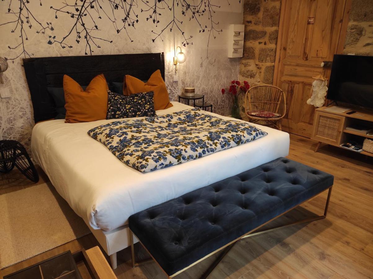La Ville Es Riez Chambre D'Hotes Corseul Exteriör bild