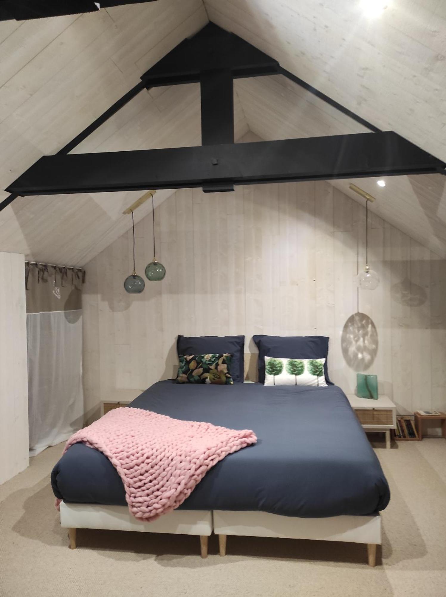 La Ville Es Riez Chambre D'Hotes Corseul Exteriör bild